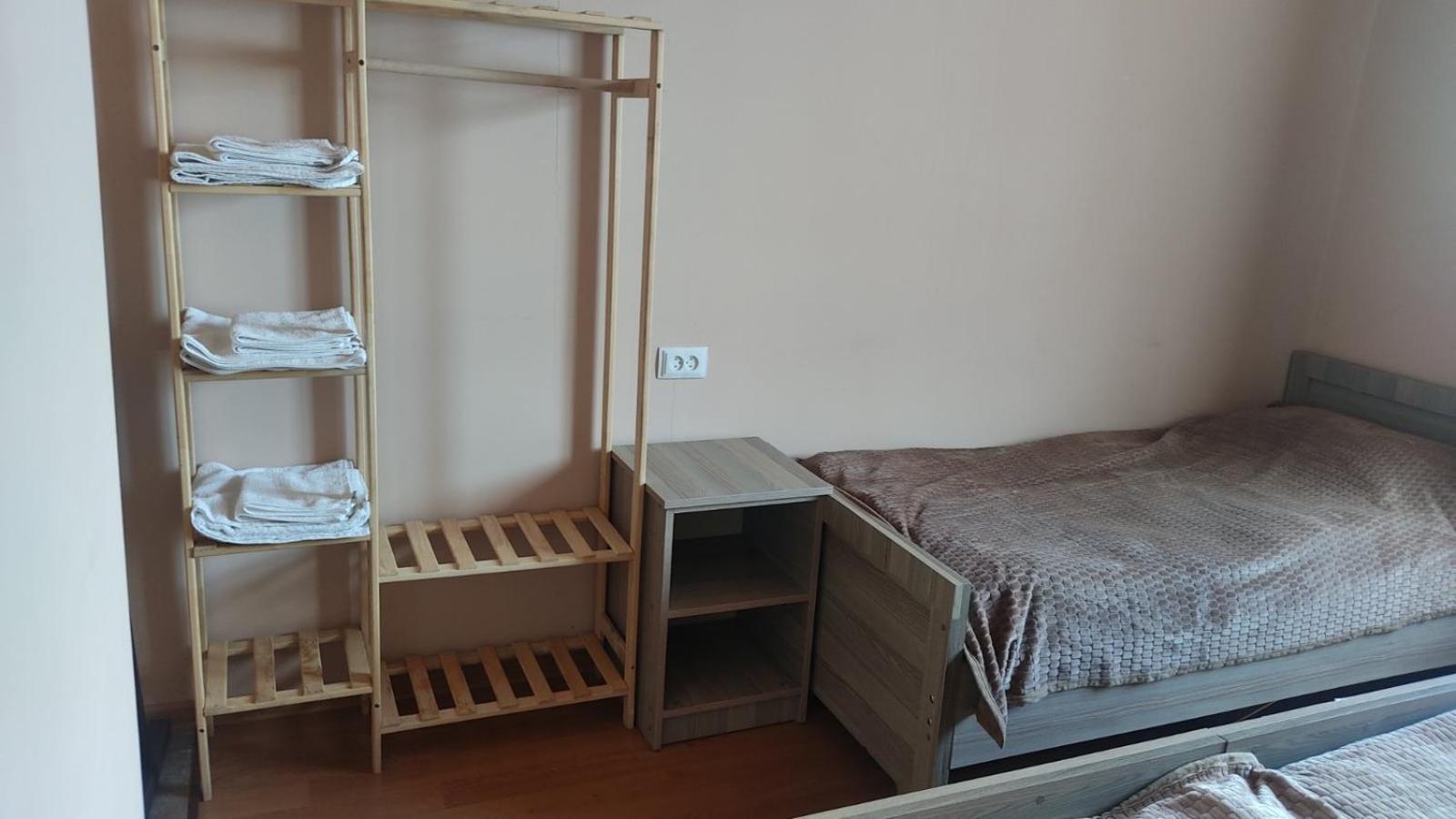 Guesthouse Mabu - 4 Newly Built Rooms In The Heart Of Mestia Exterior foto